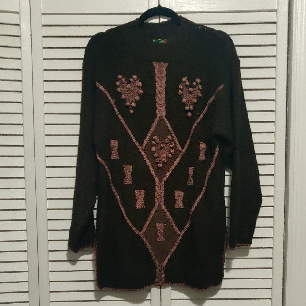 Elegant Brown Sweater with Pink Detailing